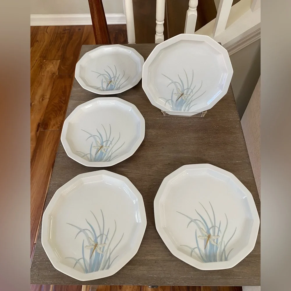 Set of 5 Rosenthal Studio Milos Gold Dragonfly Salad Dessert Plates 7 5/8”